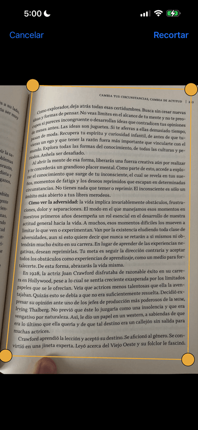 Editor de recorte manual sobre la foto de una p&aacute;gina de libro, con las cuatro esquinas ajustables